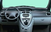Intérieur du Citroën Xsara Picasso.