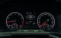 Instruments de bord du Volkswagen T-Cross TDI 95 (vue arrière)
