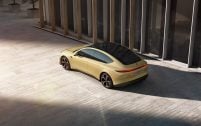 La porte est également ouverte pour du haut de gamme chinois. Ici, une Nio ET5