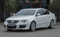 La VW Passat R36 est sortie en 2006.