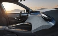 L'intérieur du futur Peugeot 3008 sera recouvert de textile.