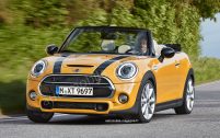 En version Cooper S, la prochaine Mini Cabrio restera fidèle au quatre-cylindres, avec une cylindrée accrue de 1,6 à deux litres.