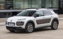 Le châssis de cette C4 Cactus se révèle plutôt efficace et affiche une grande stabilité en cas d'urgence.