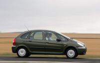 Excellente alternative à un Scénic première génération, il est en revanche dépassé par un Scénic ou un C-Max. Si vous roulez peu, les versions 1.8 l, aux performances correctes, s’enlèvent à prix intéressants.