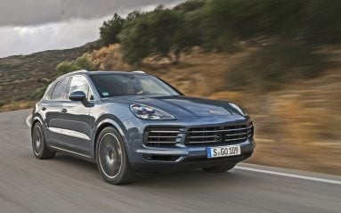 Avec les options adéquates, ce Cayenne n'a aucun mal à faire oublier son important surpoids.