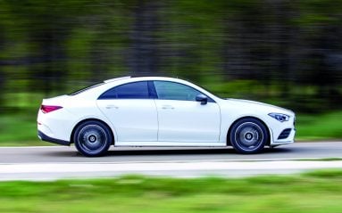 Notre essai de la Mercedes CLA 180d : Costume trop grand