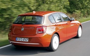 Un diesel sobre et vraiment performant, une transmission intégrale pour la motricité, le tout dans une séduisante compacte BMW, il y a de quoi être conquis. Sauf que côté amortisseurs...