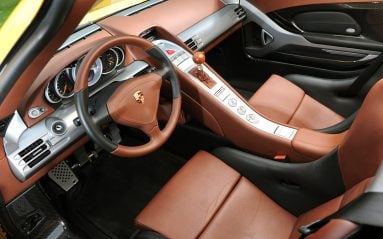 Porsche a lancé une campagne de rappel très particulière pour l'un de ses modèles les plus rares et recherchés : la Carrera GT.