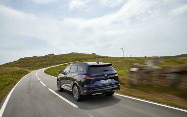 Premier test du nouveau Renault Espace hybride 200 ch.