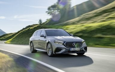 L'automobile Magazine a essayé la nouvelle Mercedes-AMG E 53 Break, qui peut désormais atteindre 612 ch avec le pack Dynamic Plus AMG : une cavalerie identique celle de l'ancienne E 63 S ! 