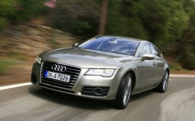Jaloux du succès de la Mercedes CLS, Audi présente un modèle concurrent dont le format et l'esprit sont très proches. Ce qui ne veut pas dire que l'A7 manque de personnalité.