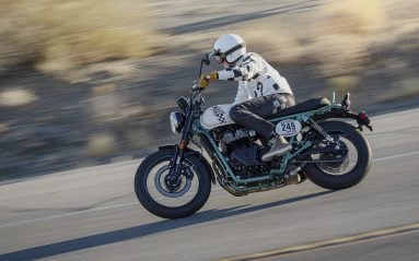 Test de la Royal Enfield 650 Bear : un scrambler sage mais au look vintage irrésistible.