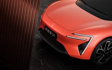 Avatr est un joint-venture automobile chinois entre Changan, CATL et Huawei. Ce dernier ne signe pas les voitures de son nom. 