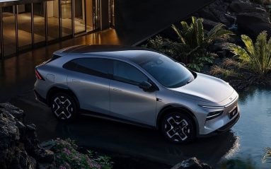 Le SUV électrique Xpeng G7 intègrera un Affichage HUD de 87 pouces censé ringardiser toute la concurrence. 