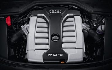 S'il se dispense toujours de turbo, le W12 grimpe à 6,3 l de cylindrée tout en adoptant l'injection directe.
