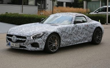 Comme en atteste ce prototype, la Mercedes-AMG GT ne tardera plus à se décliner en version Roadster.
