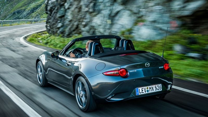 La recette magique de la Mazda MX-5 n'a pas changé depuis les débuts.