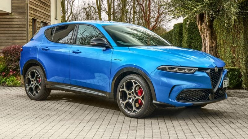 Le SUV compact Alfa Romeo Tonale est lancé en 2022.