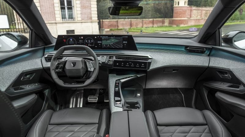 Planche de bord du Peugeot 5008 "3".