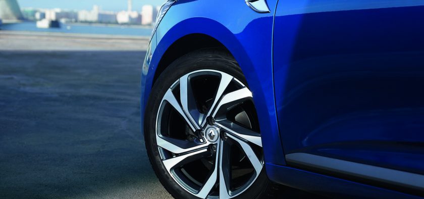 Les jantes les plus grandes sur la Clio se limitent à 17 pouces.
