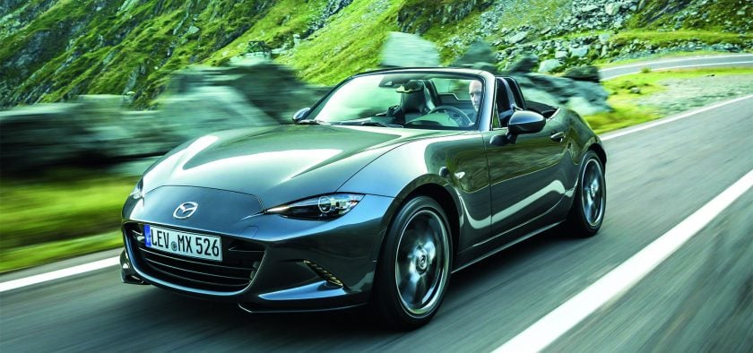La Mazda MX-5 transforme les routes sinueuses en régalade, quel que soit votre niveau de conduite.
