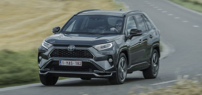 L'actuel Toyota RAV4 hybride rechargeable (2018)