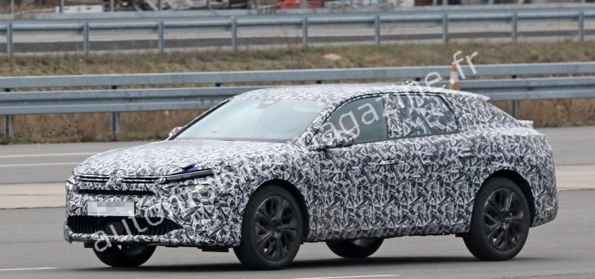 Prototype de la future Citroën C5