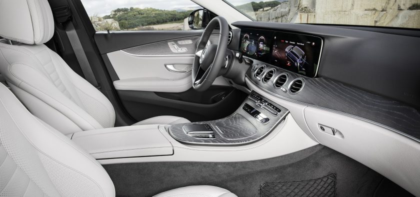Intérieur de la Mercedes Classe E All-Terrain.
