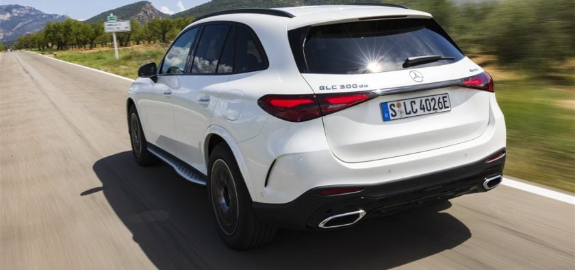 Vue 3/4 arrière du nouveau Mercedes GLC