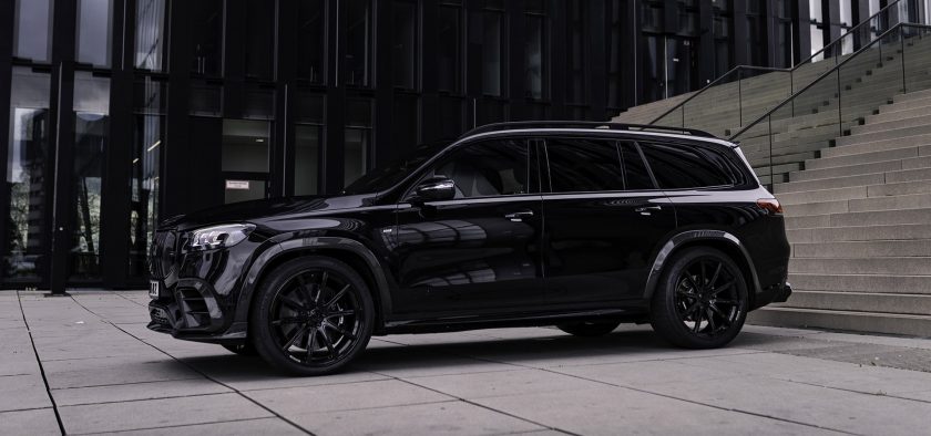 Le Brabus 900 Superblack est l'un des véhicules les plus haut de gamme proposés par Brabus.