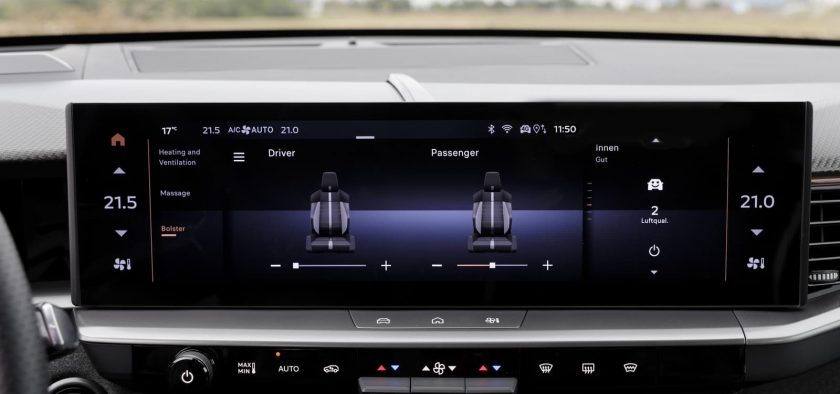 Entre vrais boutons et écran tactile bien agencé (mais à l'interface un peu lente), l'Opel Grandland propose une ergonomie facile à appréhender.