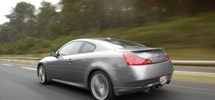 Malgré les 330 chevaux, la G37S fait plutôt dans la ouate que dans l'esbroufe.