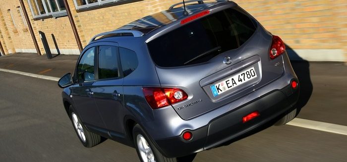 Bonne nouvelle, l'esthétique de la partie arrière ne souffre pas de l'ajout d'une troisième rangée sur le Nissan Qashqai+2 7 places.