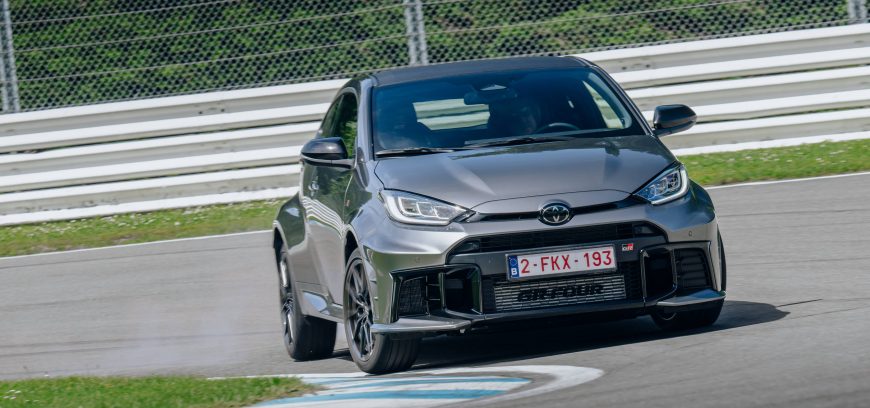 Dans la gamme Toyota centrée principalement sur l'efficience, la Yaris GR fait figure d'ovni. Optimisée de partout, cette version 2024 est un régal à conduire.